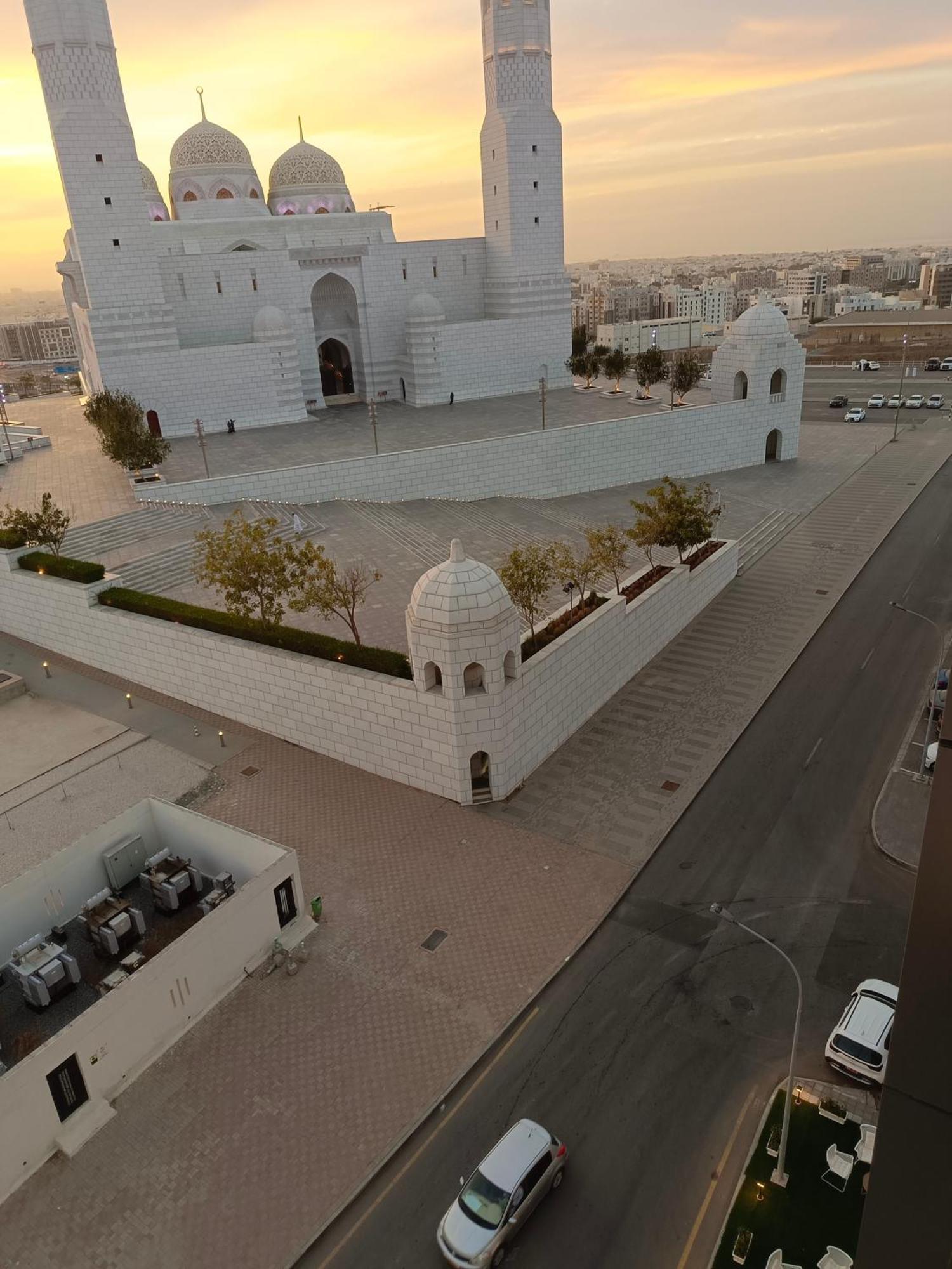 Hill 4* Muscat